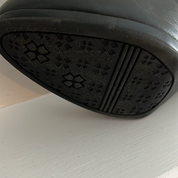 Naturalized leather heels - Picture 7 of 7